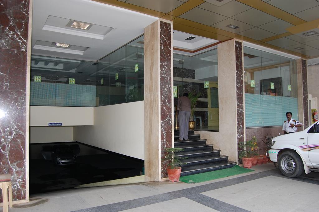 Hotel Sona'S Tiruchirappalli Extérieur photo