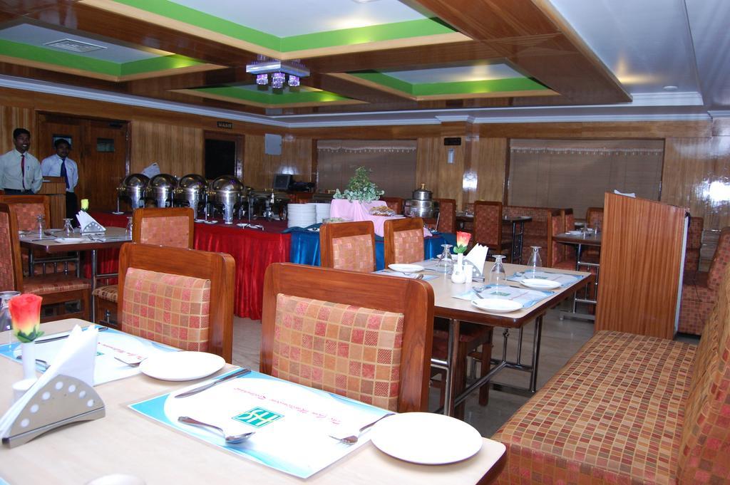 Hotel Sona'S Tiruchirappalli Extérieur photo