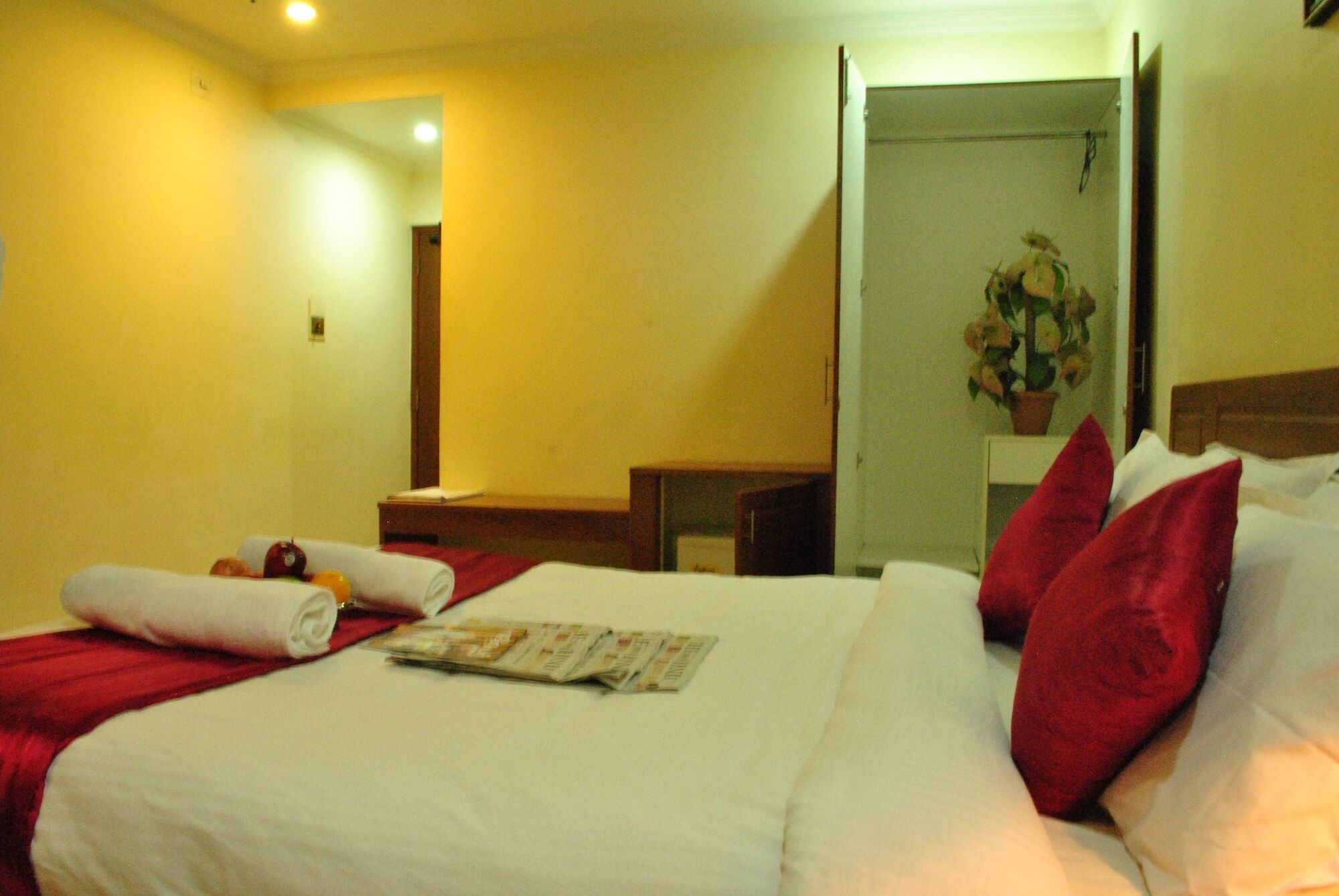 Hotel Sona'S Tiruchirappalli Extérieur photo
