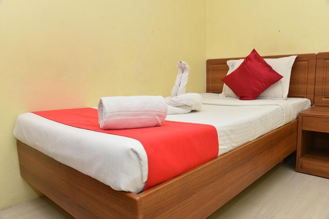 Hotel Sona'S Tiruchirappalli Extérieur photo